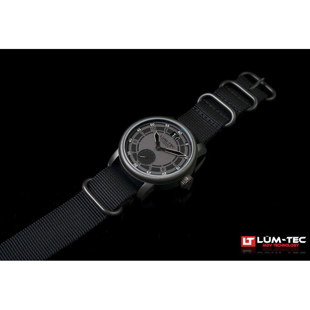 Lum-Tec Combat B53 Max Darkness B 53 Titanium Carbide Case Military 43mm Watch